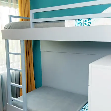 The Hut Apartment
